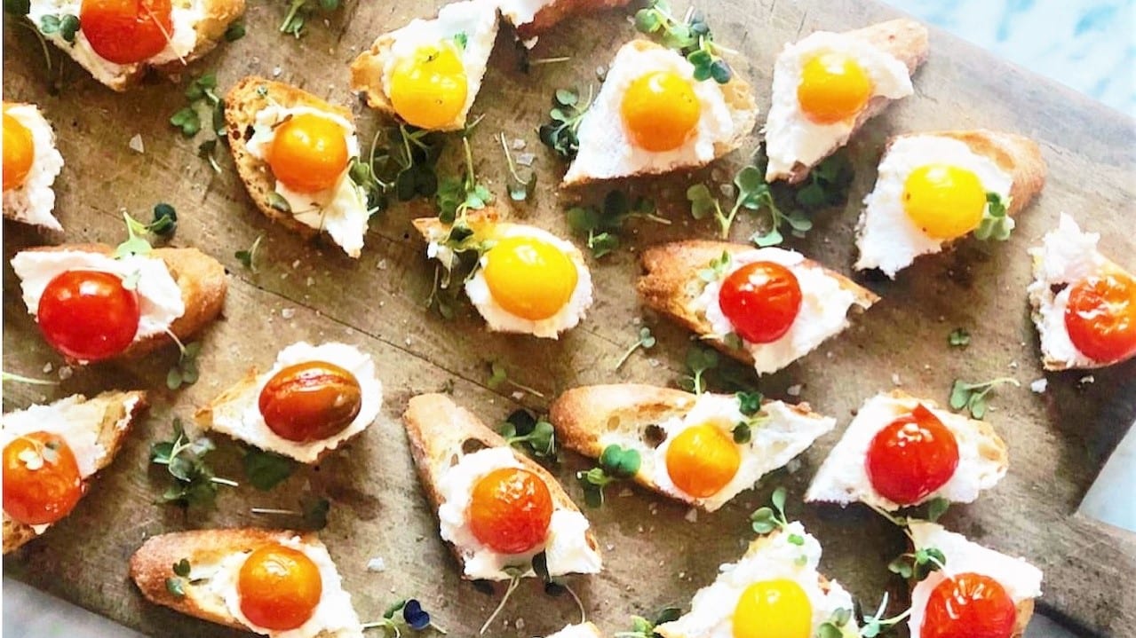 Tomato & Ricotta Toasts