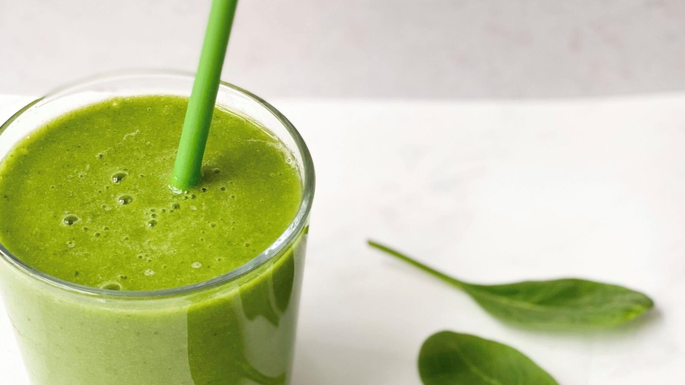 Mango Spinach Smoothie - The Family Food Kitchen