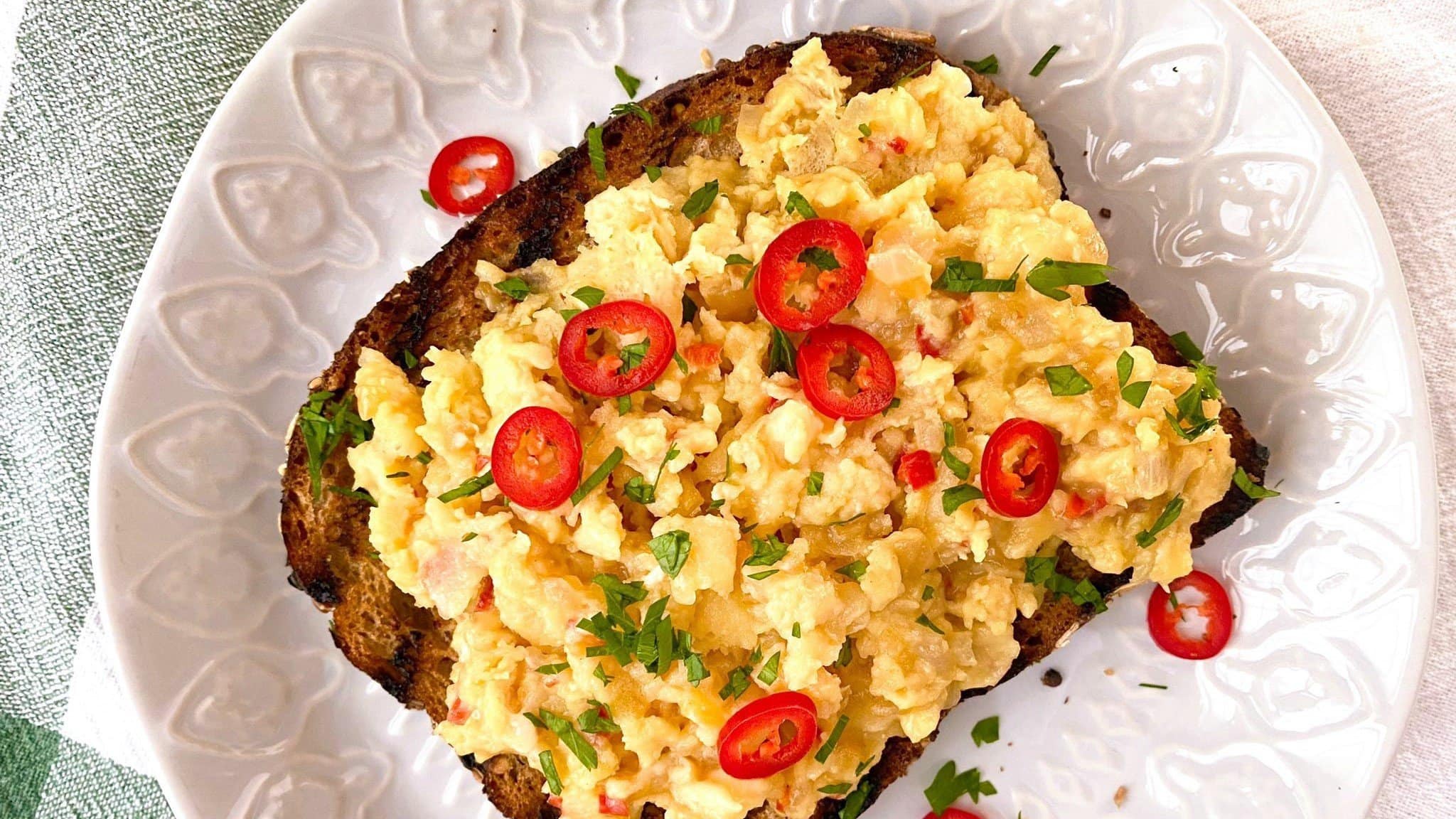 Chilli Scrambled Eggs - The Family Food Kitchen